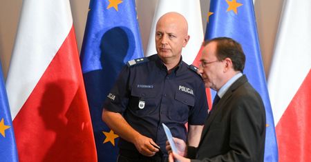 Kamiński broni komendanta. "To gryzie się z działaniami prokuratury"