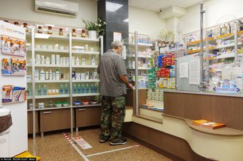 Lekarze współpracujący z gangami. GIF bije na alarm: zaczyna się od legalnej recepty