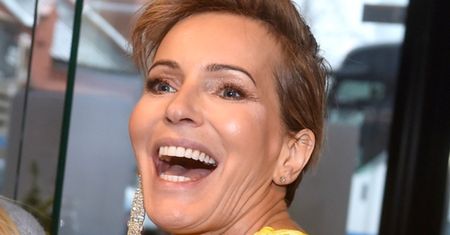 Internautka staje w obronie Pauliny Smaszcz: "Obnaża KŁAMSTWA I HIPOKRYZJĘ Kurzopków". Wzruszona celebrytka ODPOWIADA