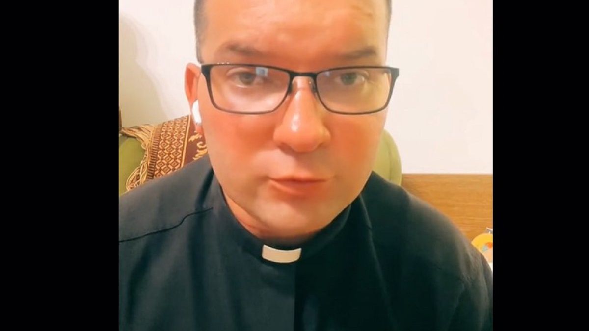 Ksiądz o mówi o pokucie. Chodzi o dzieci z autyzmem