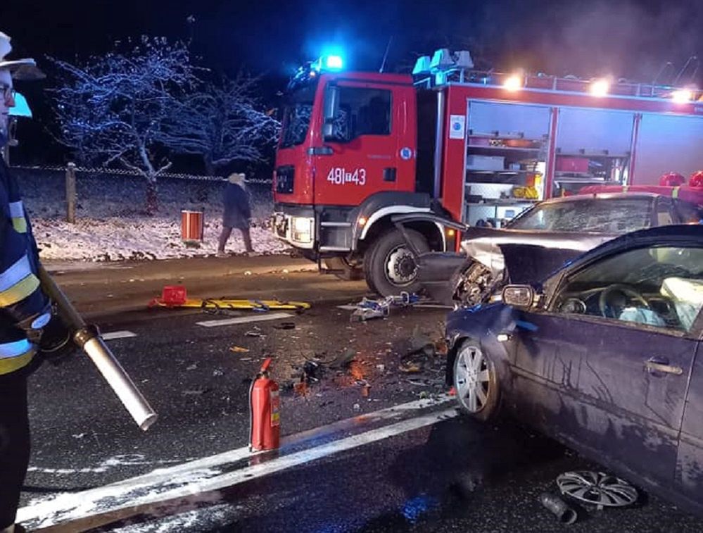 Parszów. Śmiertelny wypadek na DK 42. Gigantyczne korki