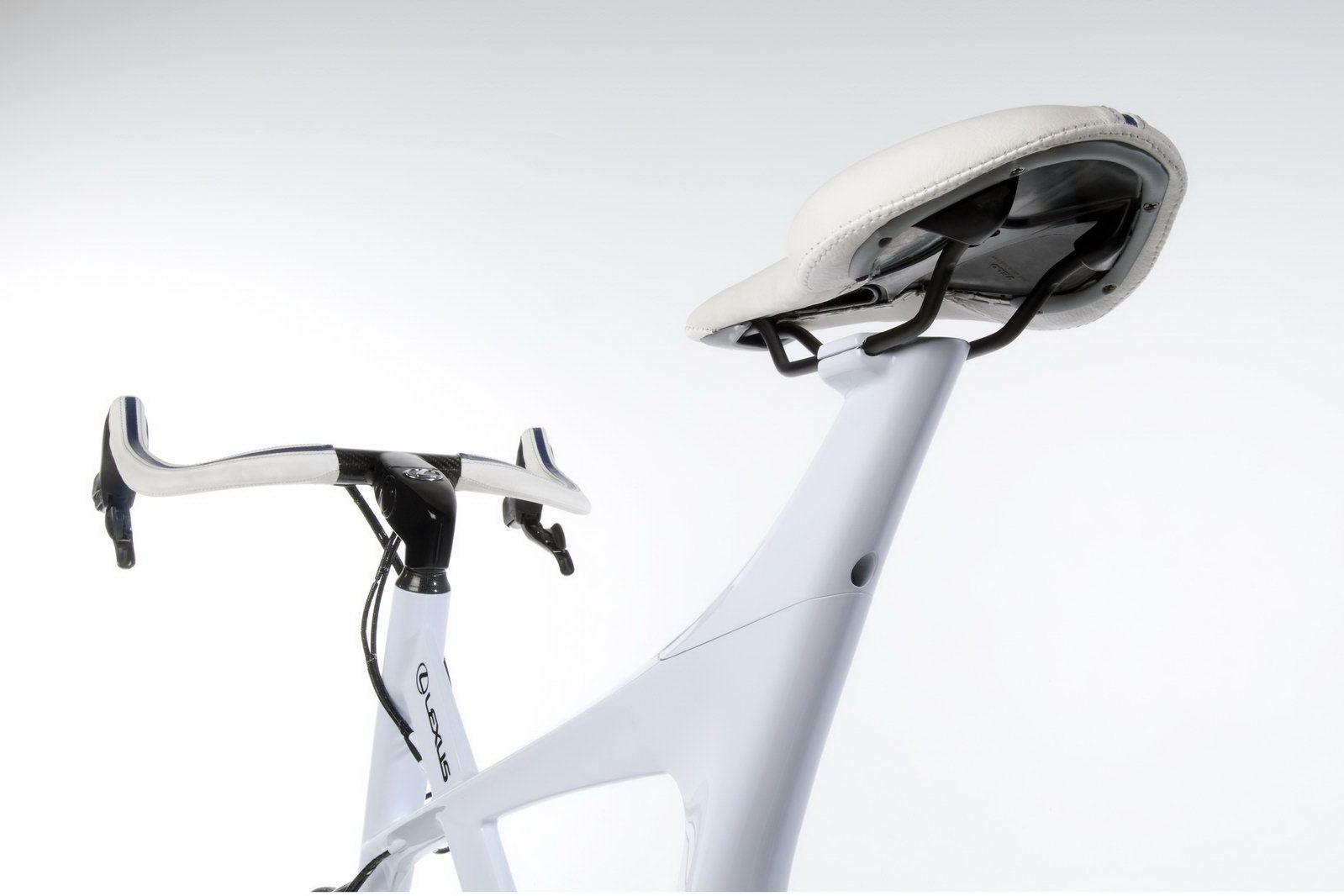 Lexus-Hybrid-Bicycle-11