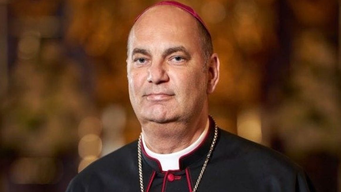 Biskup Kaszak złożył rezygnację