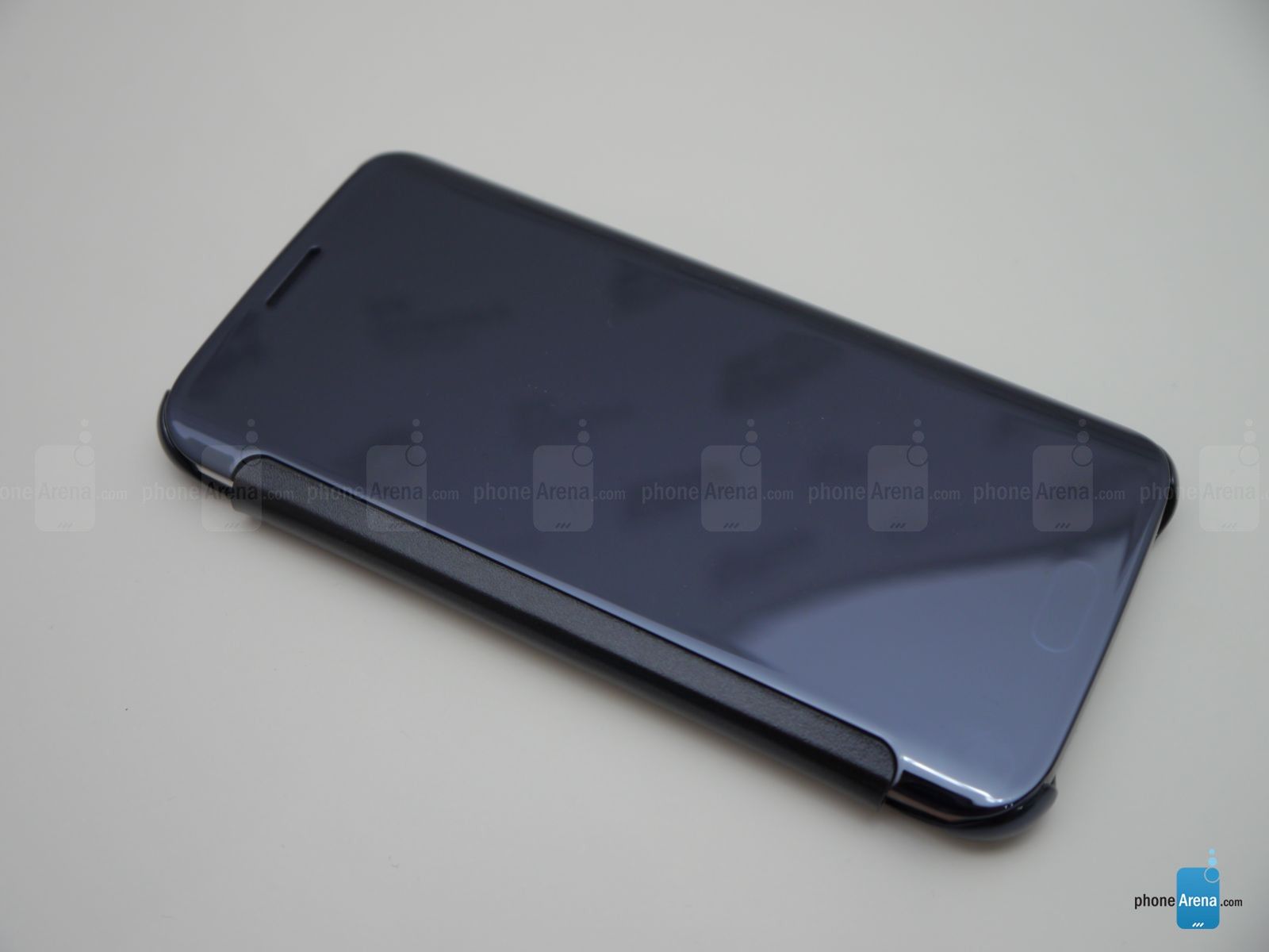 Zobacz i oceń oryginalne etui dla Samsunga Galaxy S6 i S6 Edge 23