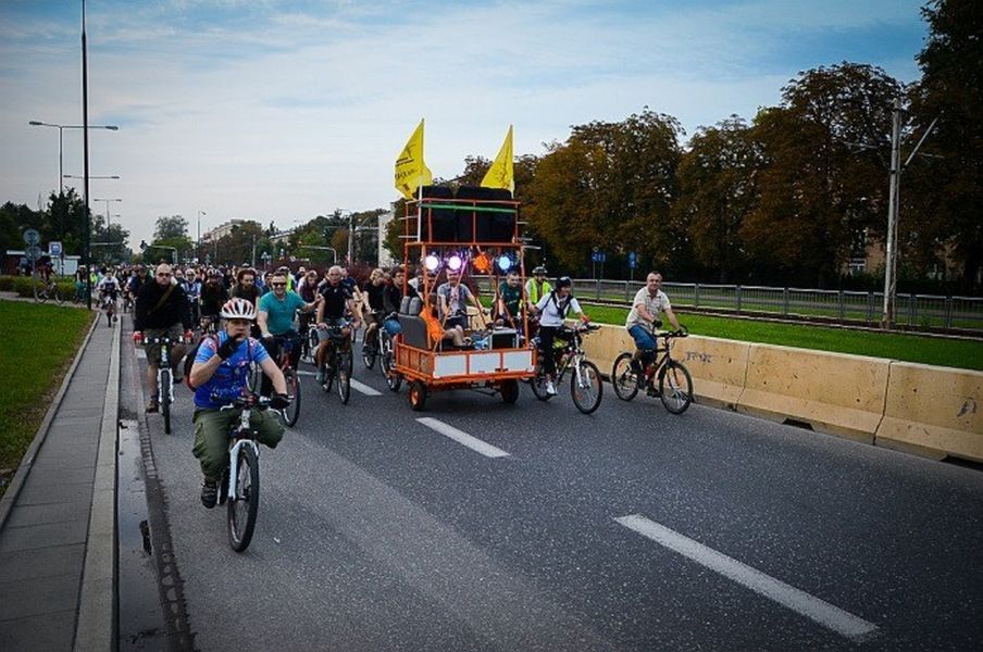 Zablokują Warszawę! Dzisiaj rolkarze, jutro rowerzyści