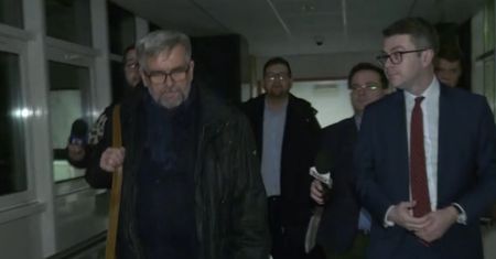 Wszystko uchwyciły kamery. Były rzecznik rządu zaatakował Pawła Płuskę