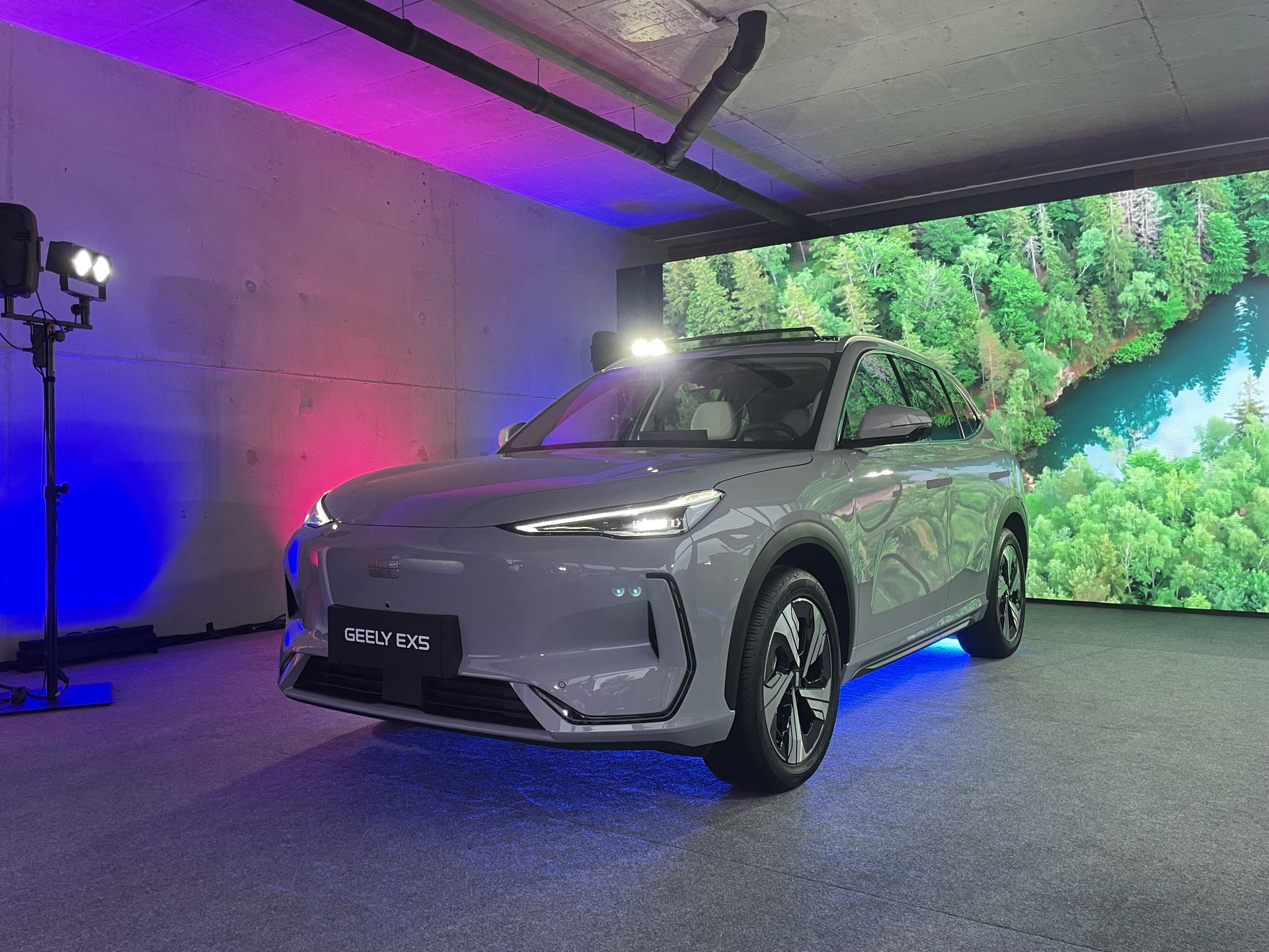 Geely EX5