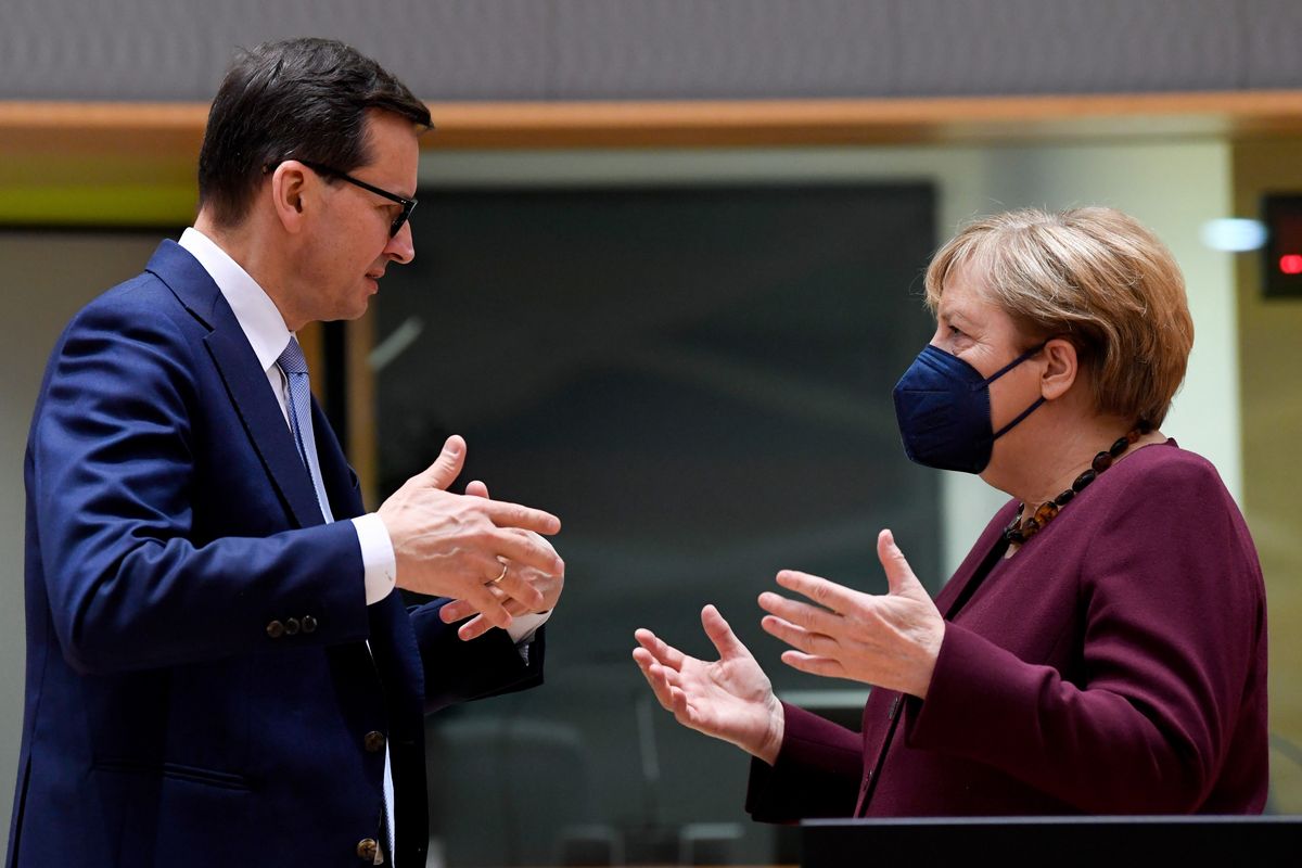 Polski rząd nie ma zamiaru ustępować pod presją negocjacji kanclerz Niemiec Angeli Merkel