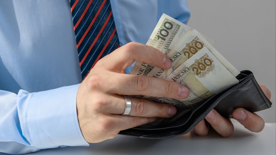 Ile zarabiają informatycy? Oto dane z polskich miast