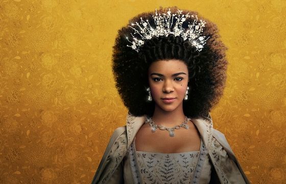 Czy Netflix przepisuje historię na nowo? Pytamy ekspertów
