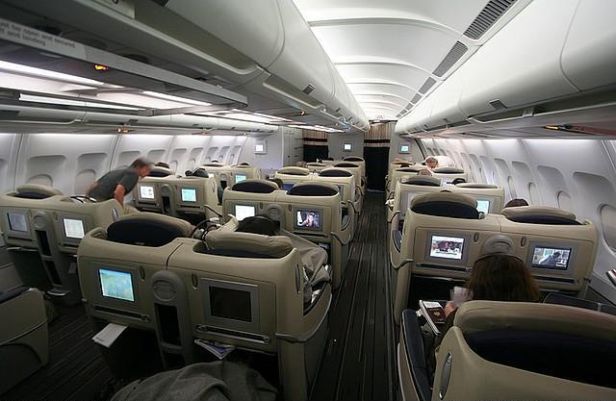 Pożegnanie z Airbusem A340 8