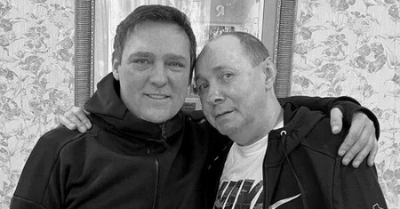 Zmarł autor "Biełyje rozy". Od razu podano przyczynę