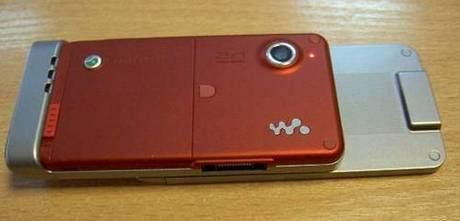 Sony Ericsson Shinobu X-123i 2