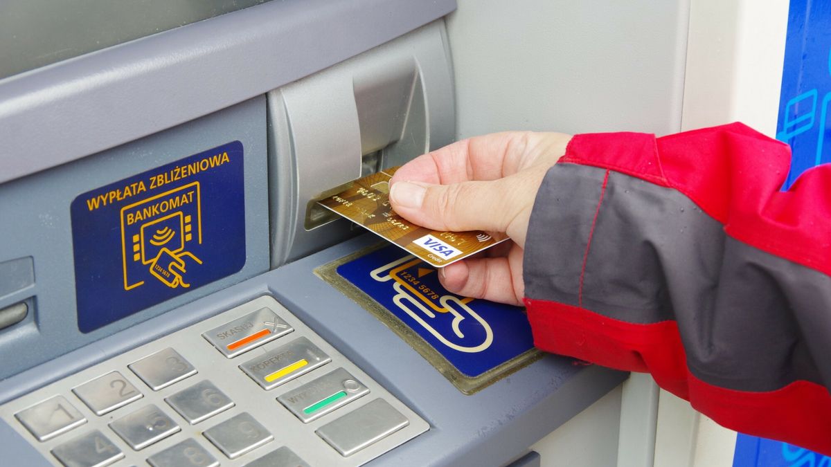 Utrudnienia w bankach w weekend 16/17 listopada
