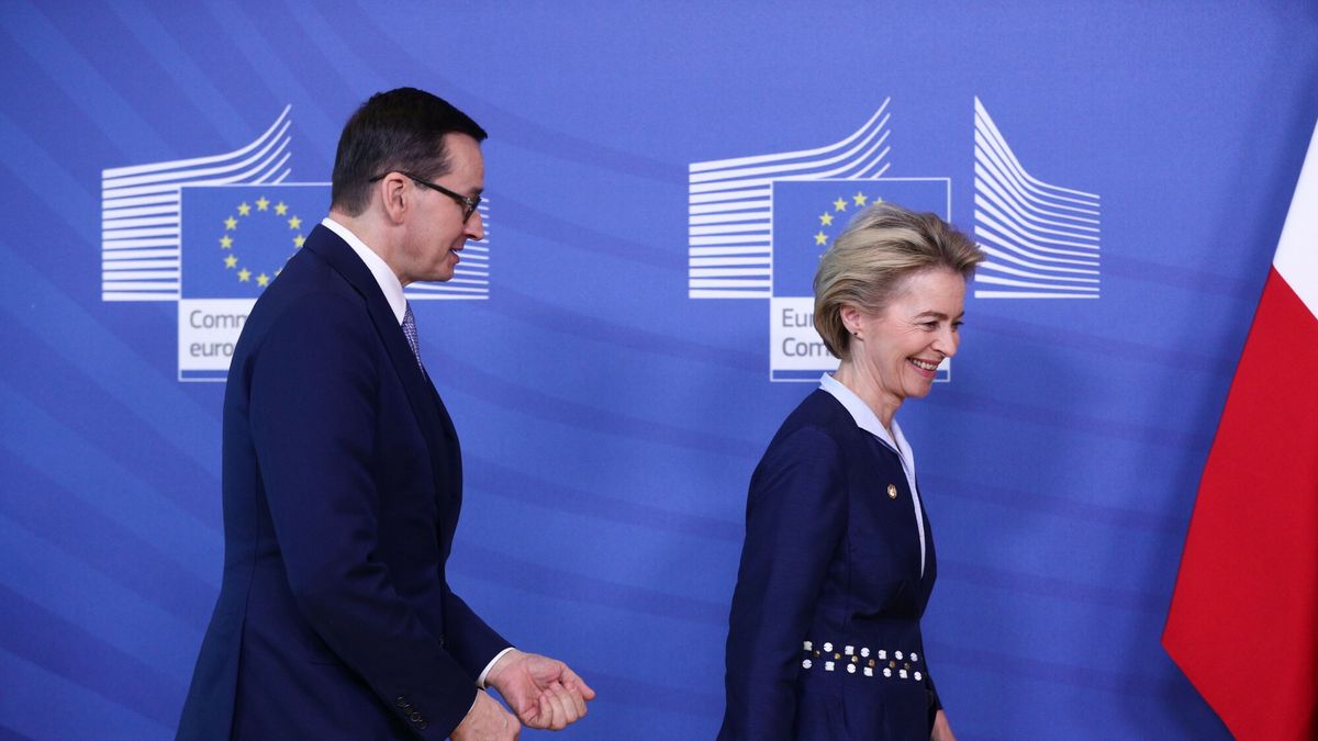 Premier Mateusz Morawiecki i przewodnicząca KE Ursula von der Leyen 