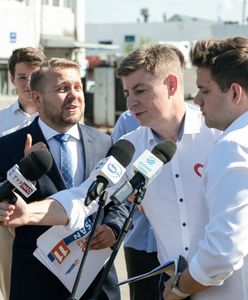 Drwią z awantur polityków PiS-u. "Durny pomysł"