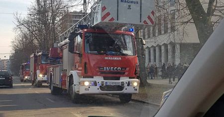 Lublin: Kolejny alarm bombowy na KUL-u. Pracownicy i studenci zwolnieni do domu