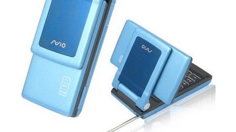 Błękitny telefon z PIVOT 1