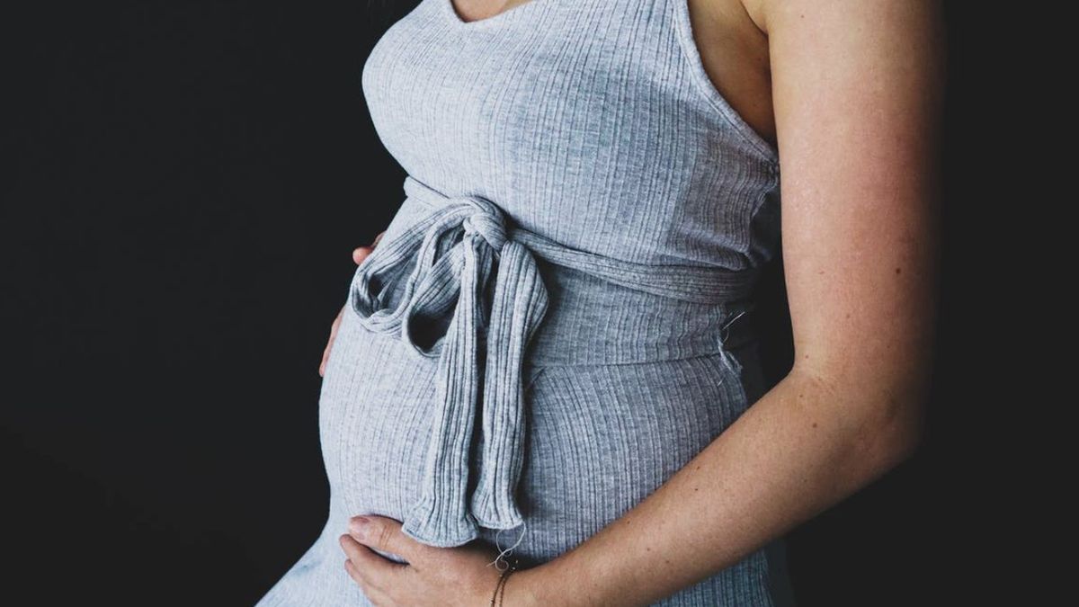 28 tydzień ciąży - kalendarz ciąży. Wygląd dziecka, wielkość brzucha