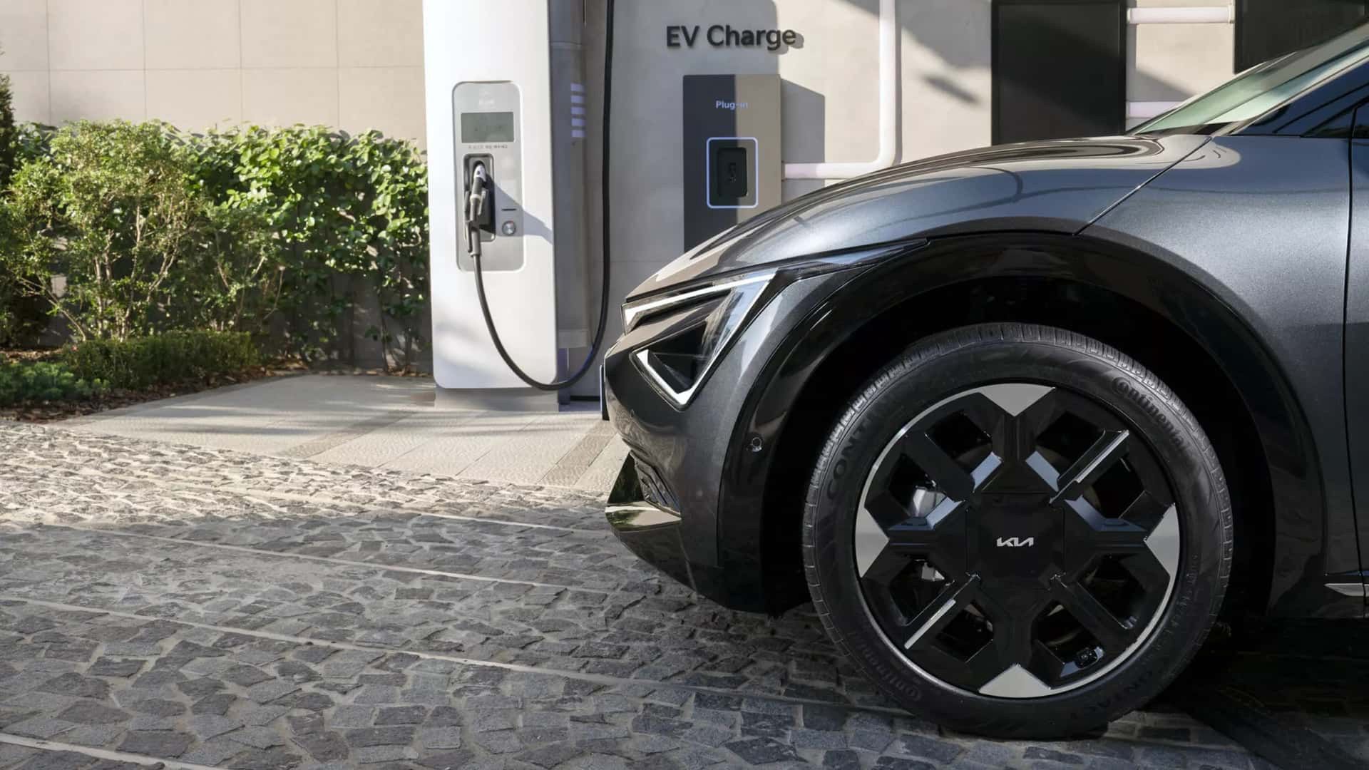 Odświeżona Kia EV6
