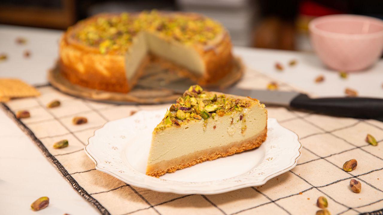 Unwiderstehlicher Pistazien-Käsekuchen: Der Star jeder Kaffeetafel