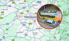 Koszmarny wypadek piętrowego autobusu w Eccles. Zerwało dach