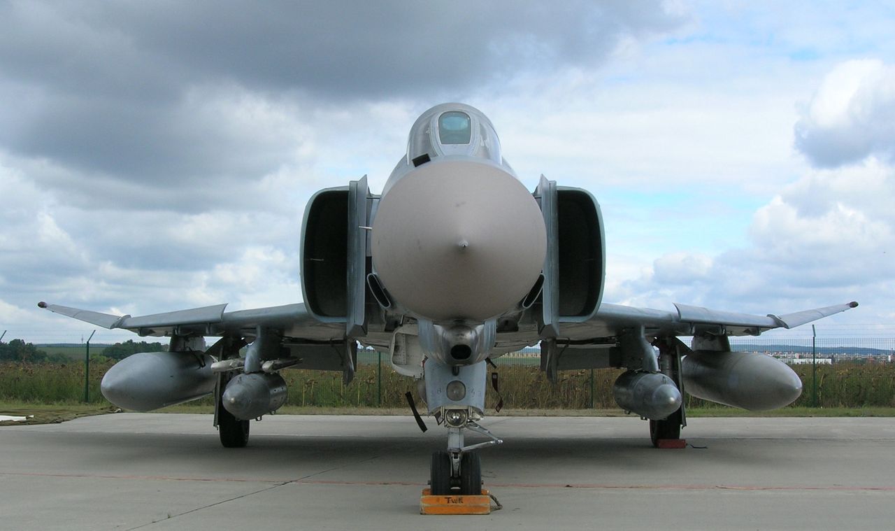 Grecki F-4 Phantom rozbił się nad Morzem Jońskim