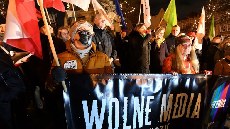 Protesty w obronie wolnych mediów