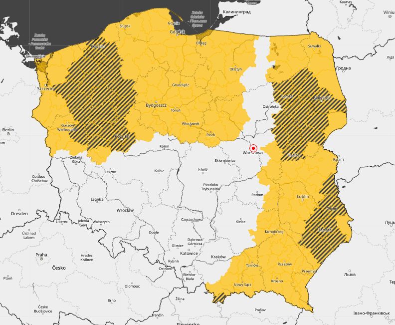 Ostrzeżenia przed mgłami oraz burzami