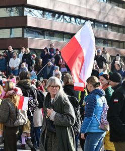 Marsz Niepodległości. Program specjalny Wirtualnej Polski [Oglądaj na żywo]
