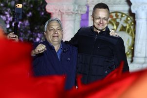 Desant człowieka Orbana. Chińczycy otworzyli mu spadochron