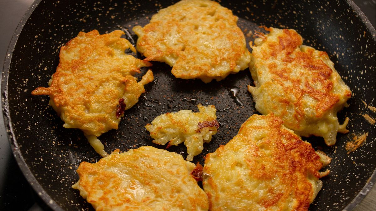 Placki ziemniaczane z tym dodatkiem to mistrzostwo świata
