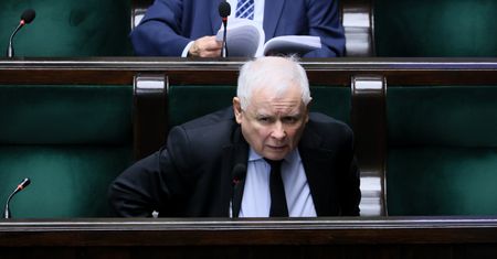 Opozycja mówi o "skandalu". Chodzi o spotkania Kaczyńskiego