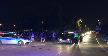 Katowice. Policja zapobiegła nielegalnym wyścigom w centrum miasta. Skontrolowano 400 samochodów