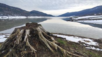 Śnieżyce pomogły Klimkówce. Takiego poziomu wody w jeziorze nie było od bardzo wielu miesięcy
