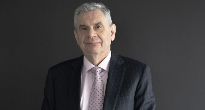 UKE rozszerzy pasmo 2100 MHz i przedłuży częstotliwości największym telekomom