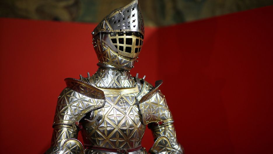 Zbroja Zygmunta II Augusta przekazana przez Węgrów do Muzeum Narodowego na Wawelu