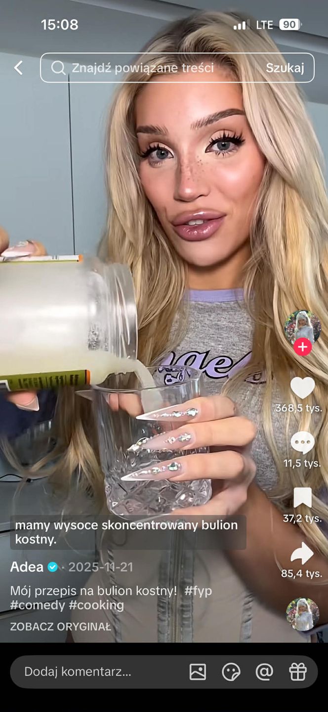 Adea ugotowała bulion "z własnych żeber"