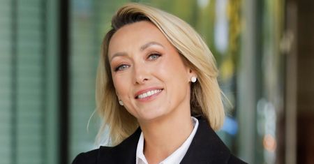 Klasa sama w sobie. Elegancka stylizacja Anny Kalczyńskiej to kompilacja trendów na jesień 2022