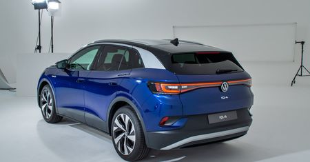Volkswagen ID.4 z pełnym cennikiem. Bazowa wersja ma duże szanse na sukces