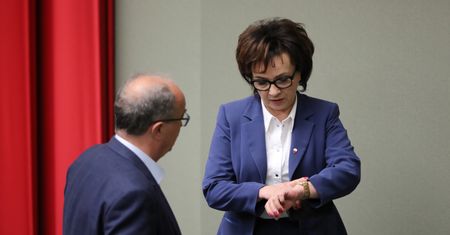 Sejm. Posłowie nie muszą już zgłaszać dodatkowych zarobków