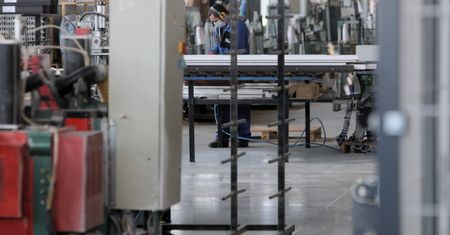 Tarcza antykryzysowa. Pieniądze płyną, ale wolno