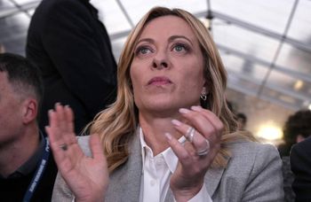 Zebrali na prezent dla Meloni. „Superkomputer” od parlamentarzystów