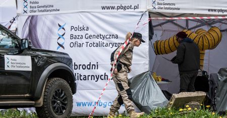 Odkrycie w Puźnikach. Odnaleziono szczątki 30 osób
