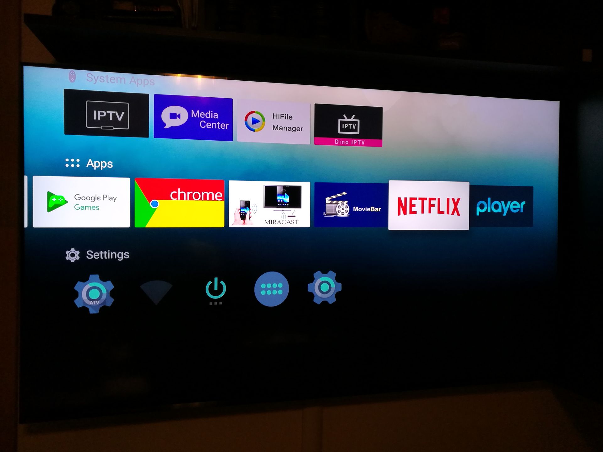 Ferguson FBOX ATV – niepozorny TV BOX z dwoma systemami 12