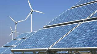 "Niezwykły progres". Wydadzą 683 mld euro na energię odnawialną