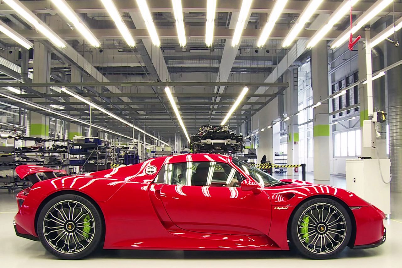 Zobacz jak powstaje Porsche 918 Spyder