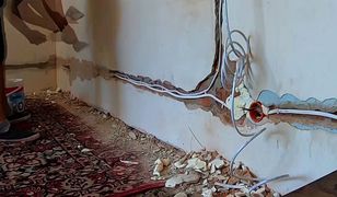 150-letni dom i 69-letni rodzice. Sami go nie wyremontują