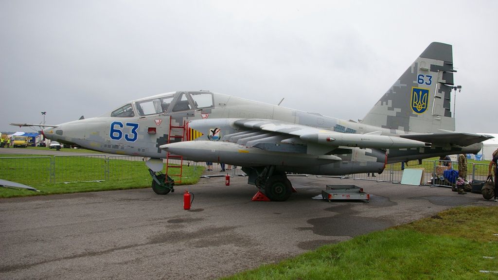 Su-25 został stworzony do atakowania celów naziemnych i wsparcia piechoty