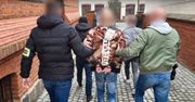 Wąbrzeźno: Brutalny rozbój na osiedlu. Policja zatrzymała sprawców
